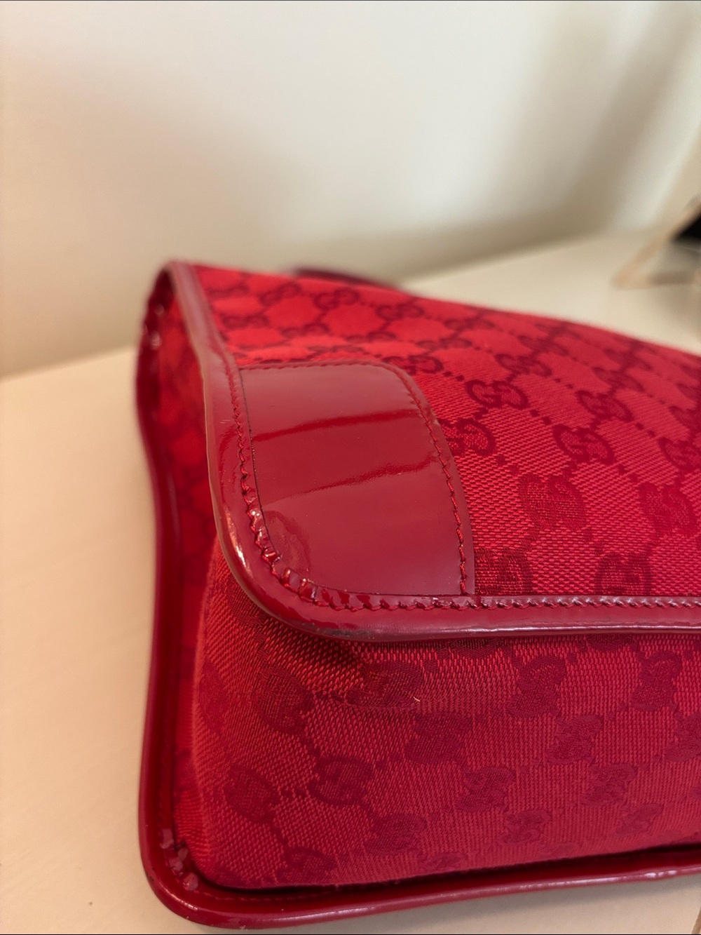 GUCCI VINTAGE RED CANVAS HANDBAG - Picture 7 of 13